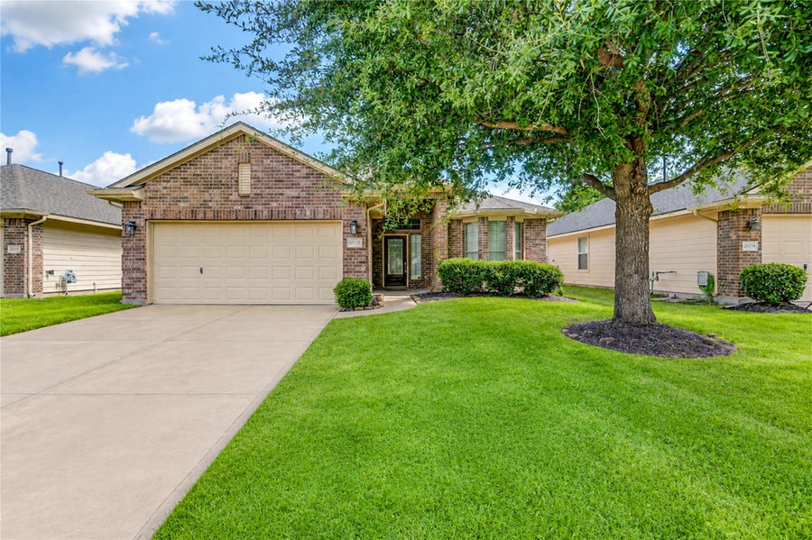 Property photo for 20138 Jasper Oaks Drive, Cypress, TX