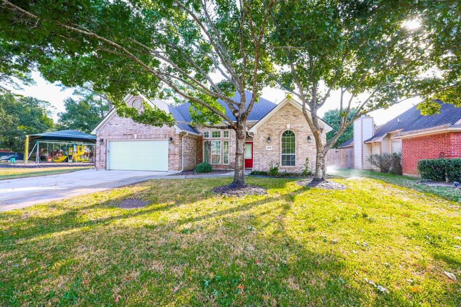 Property photo for 21818 Windsor Castle Drive, Spring, TX