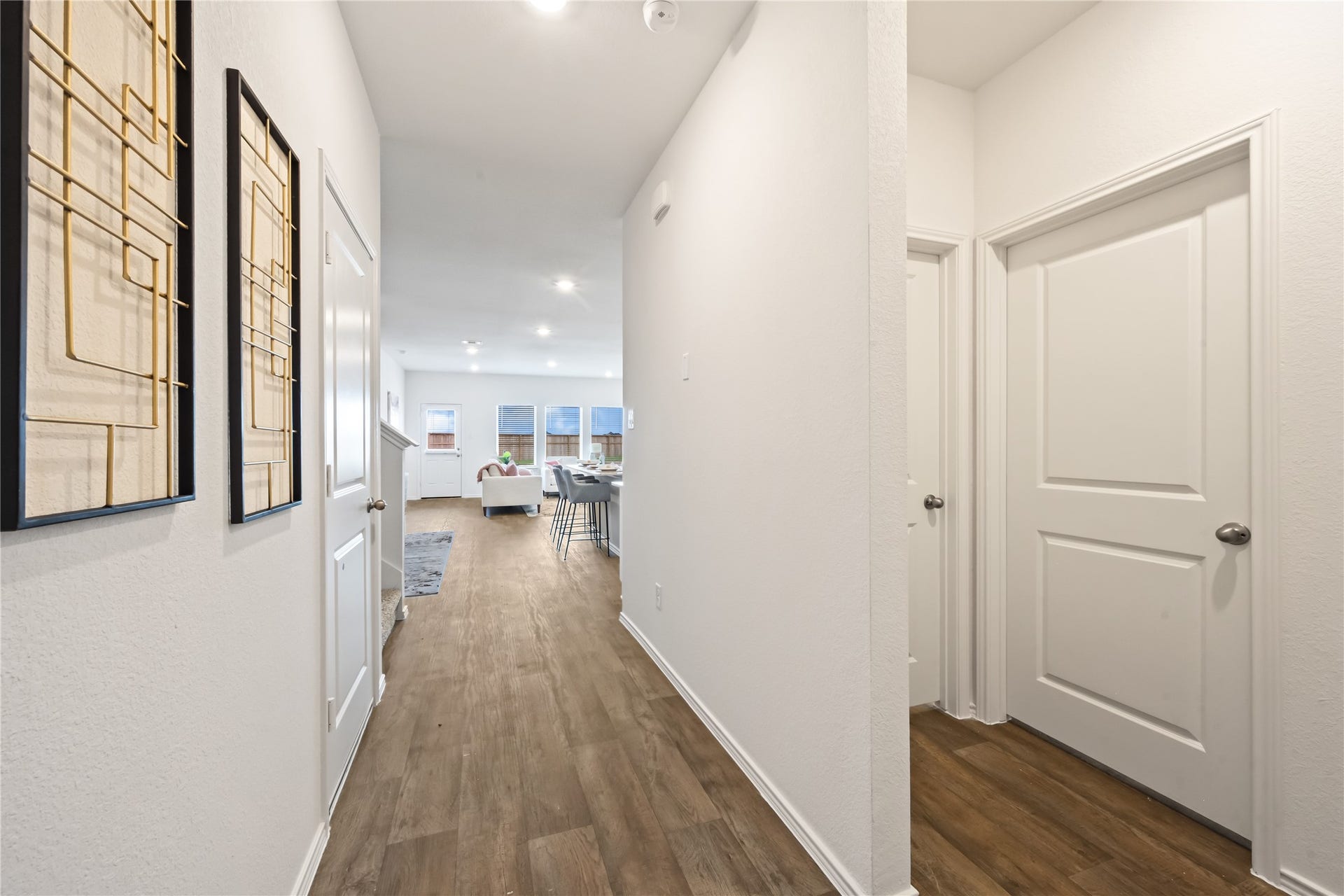 3002 Finns Tunnel Drive, Fulshear, TX 77441 *Images and 3D tour are for illustration only and options may vary from home as built.