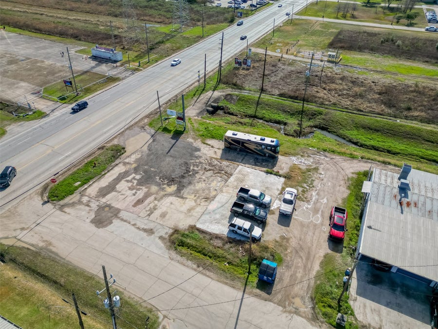 Property photo for 14915 Fm 2100 Road, Crosby, TX