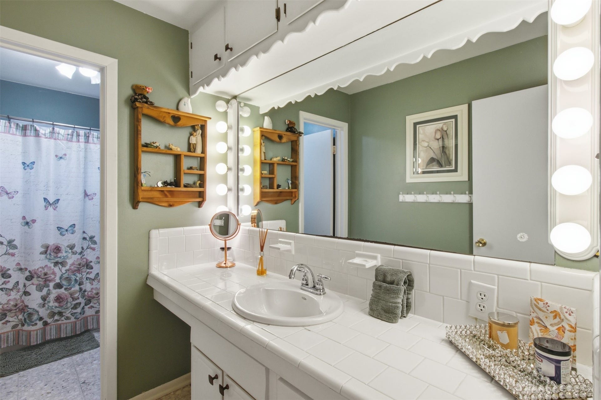 Hall Bath