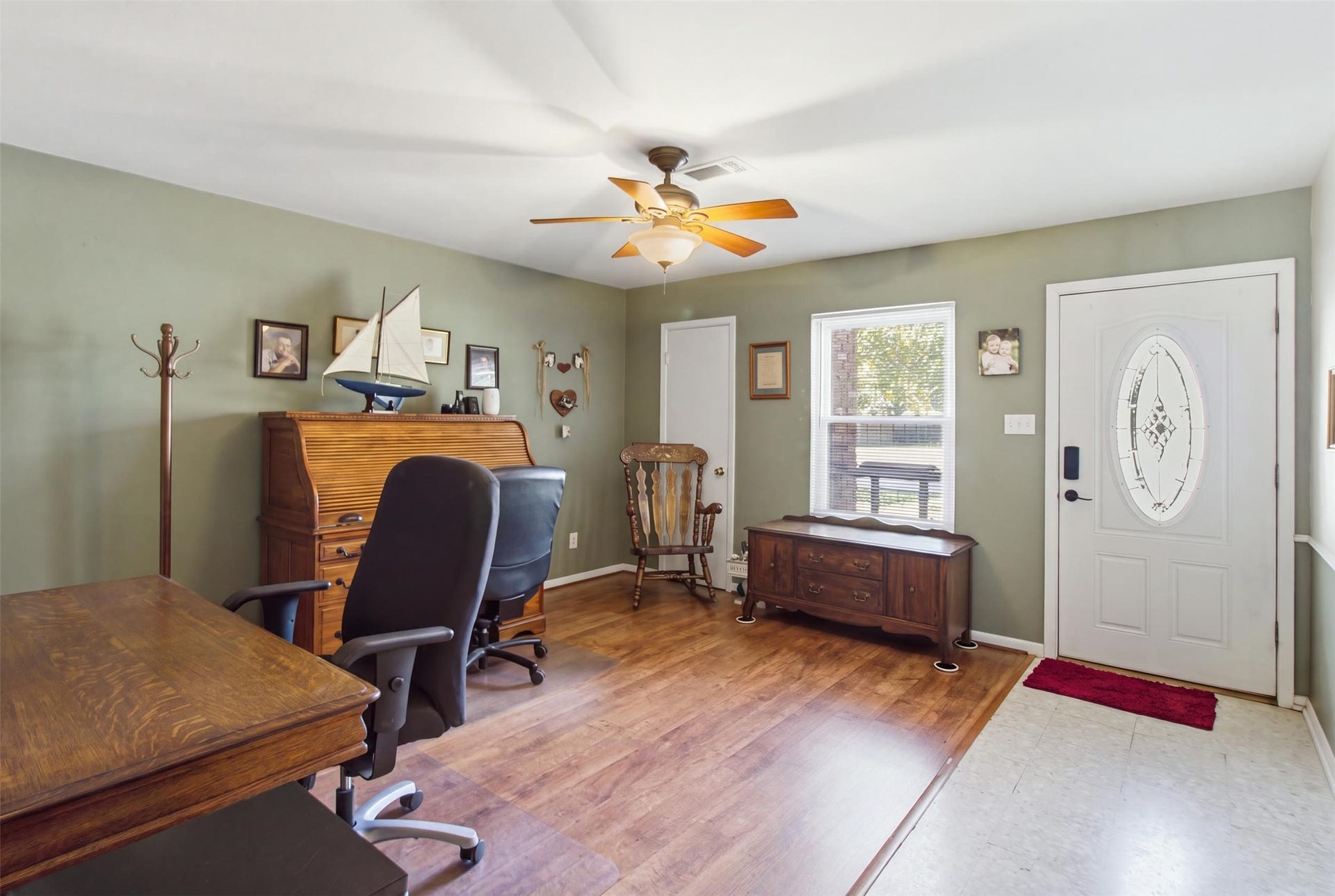Office or 2nd living area