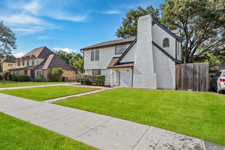 Property photo for 15802 Seattle Street, Jersey Village, TX