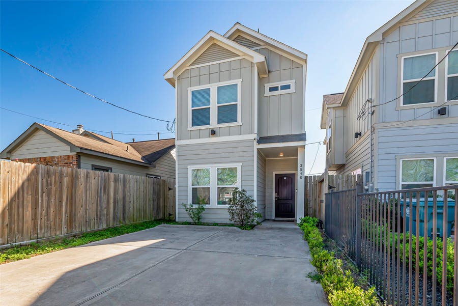 Property photo for 3540 Rebecca Street, Houston, TX