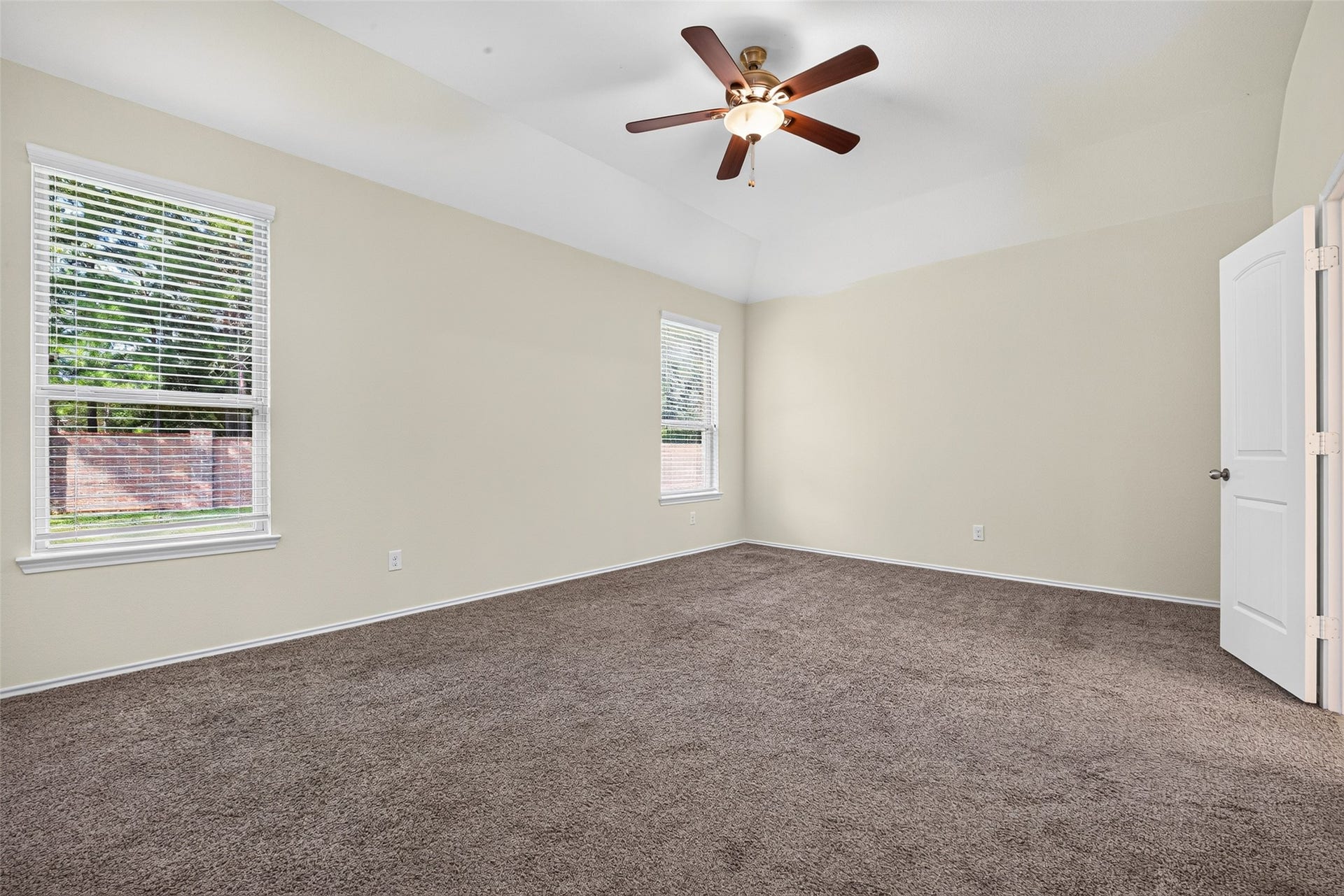 14017 Buffalo Gap Trail, Conroe, TX 77384 14017 Buffalo Gap Trail, Conroe, TX 77384