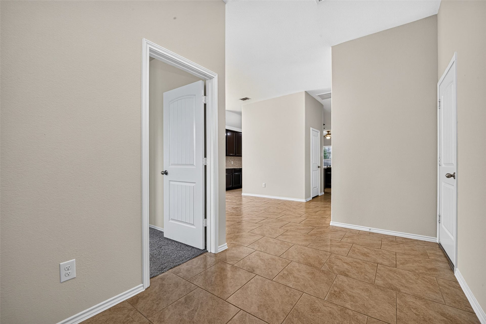 14017 Buffalo Gap Trail, Conroe, TX 77384 14017 Buffalo Gap Trail, Conroe, TX 77384