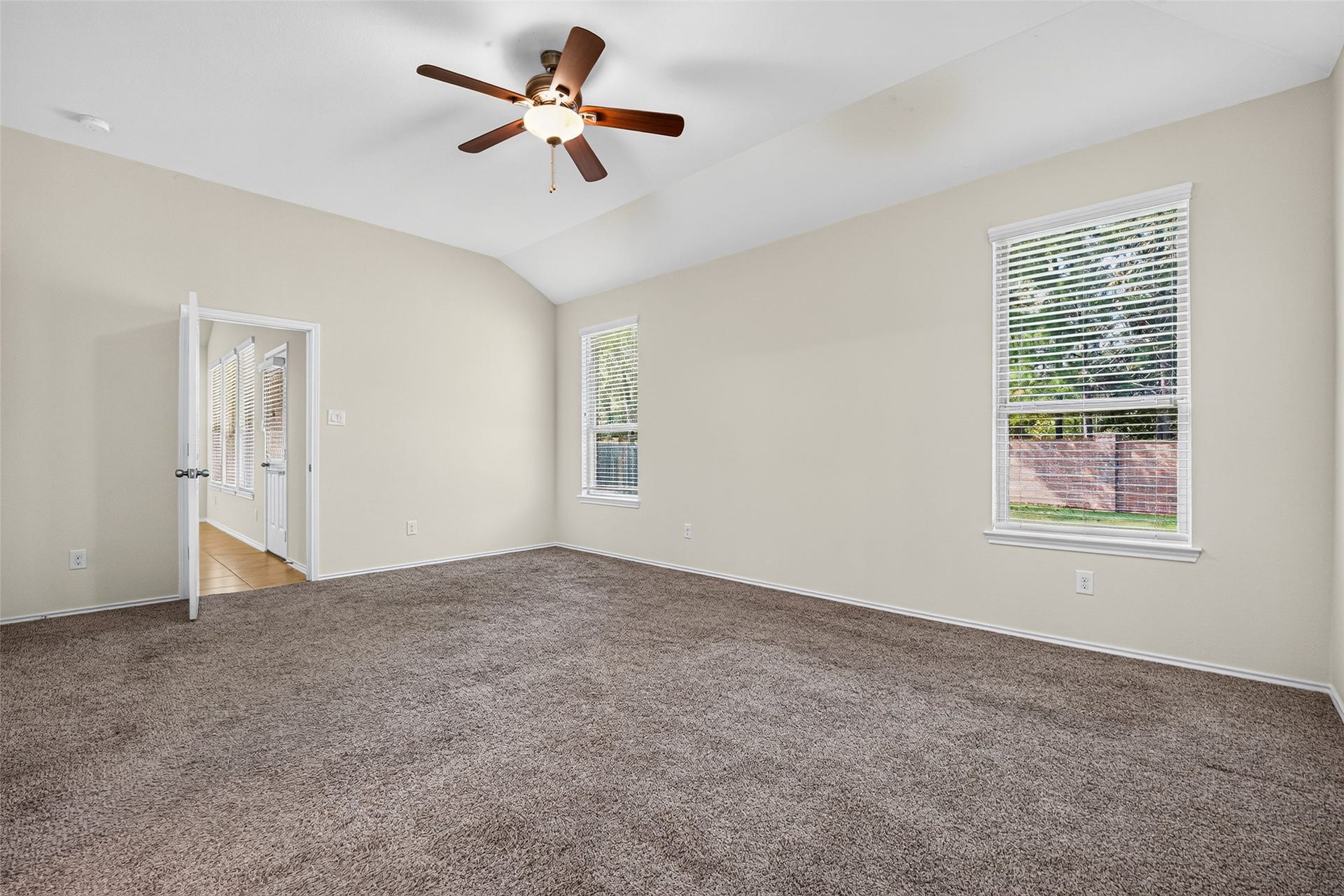 14017 Buffalo Gap Trail, Conroe, TX 77384 14017 Buffalo Gap Trail, Conroe, TX 77384