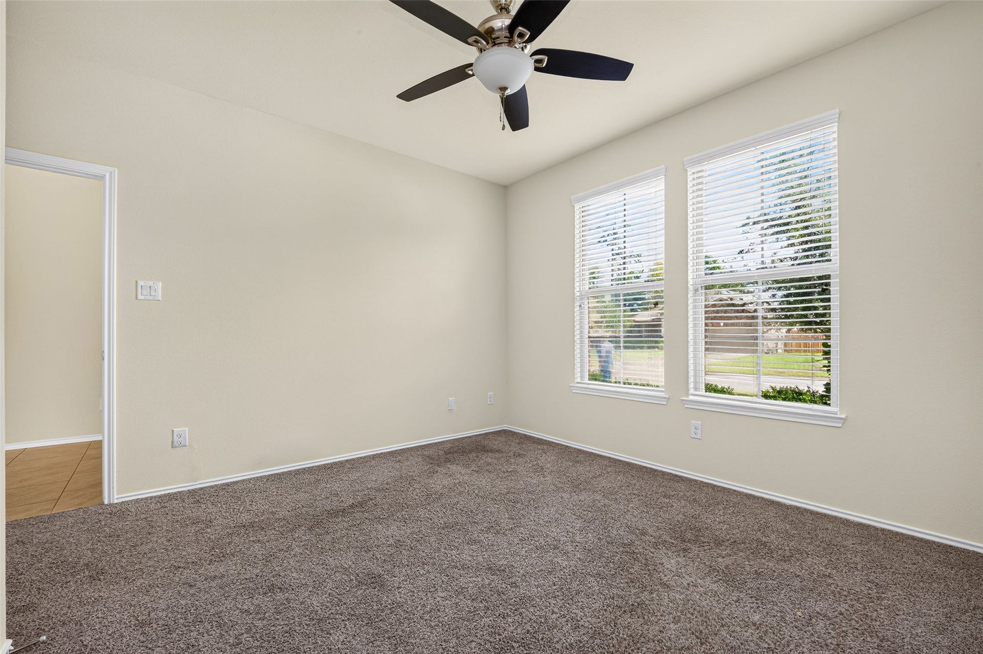 14017 Buffalo Gap Trail, Conroe, TX 77384 14017 Buffalo Gap Trail, Conroe, TX 77384