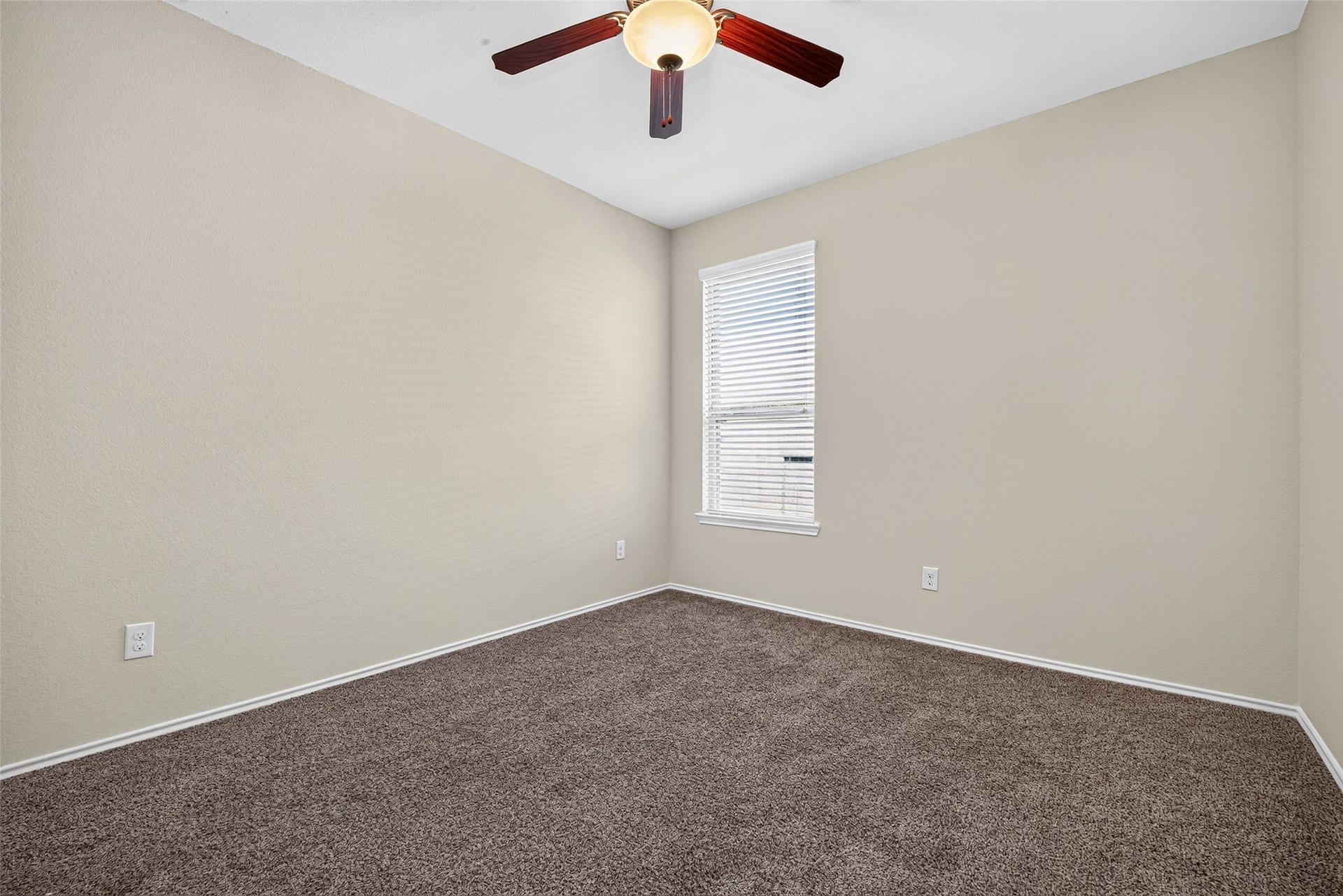 14017 Buffalo Gap Trail, Conroe, TX 77384 14017 Buffalo Gap Trail, Conroe, TX 77384