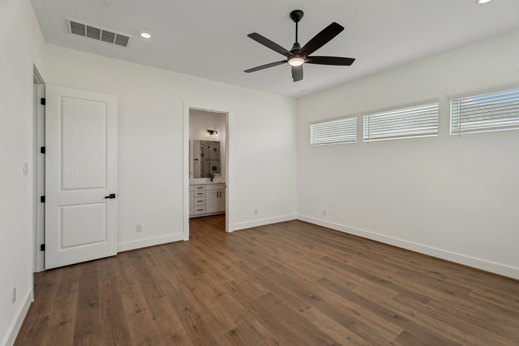 1821 Drover Lane, Rosenberg, TX 77471 1821 Drover Lane, Rosenberg, TX 77471