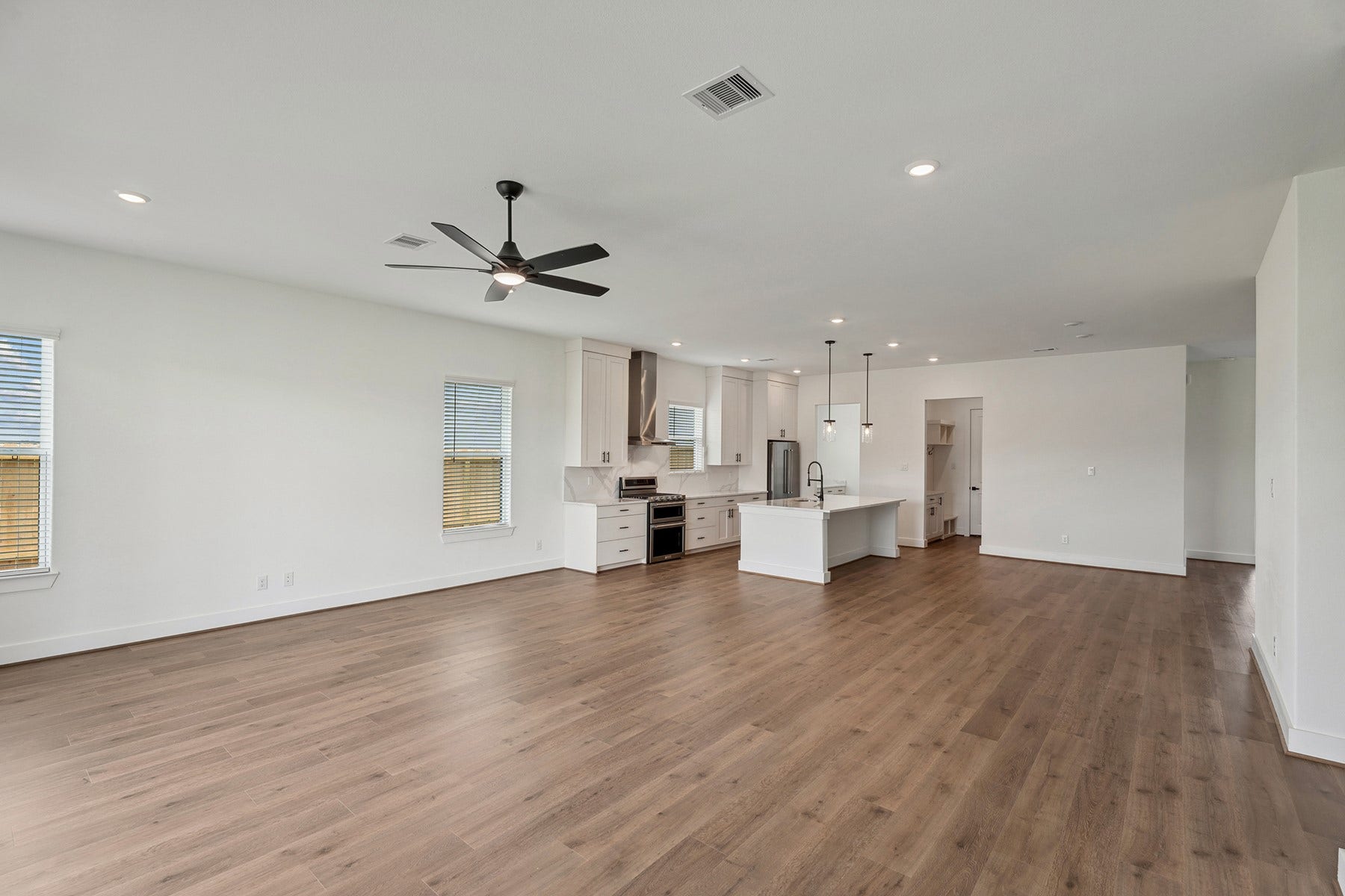 1821 Drover Lane, Rosenberg, TX 77471 1821 Drover Lane, Rosenberg, TX 77471