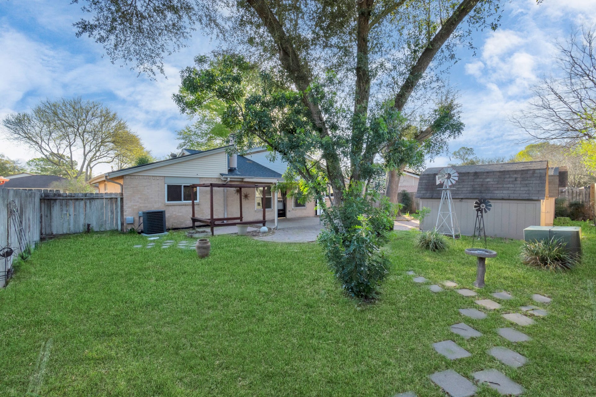 16814 Cobble Ridge Drive, Sugar Land, TX 77498 16814 Cobble Ridge Drive, Sugar Land, TX 77498