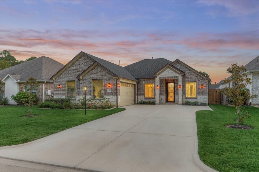 Property photo for 154 Wyndemere Drive, Montgomery, TX