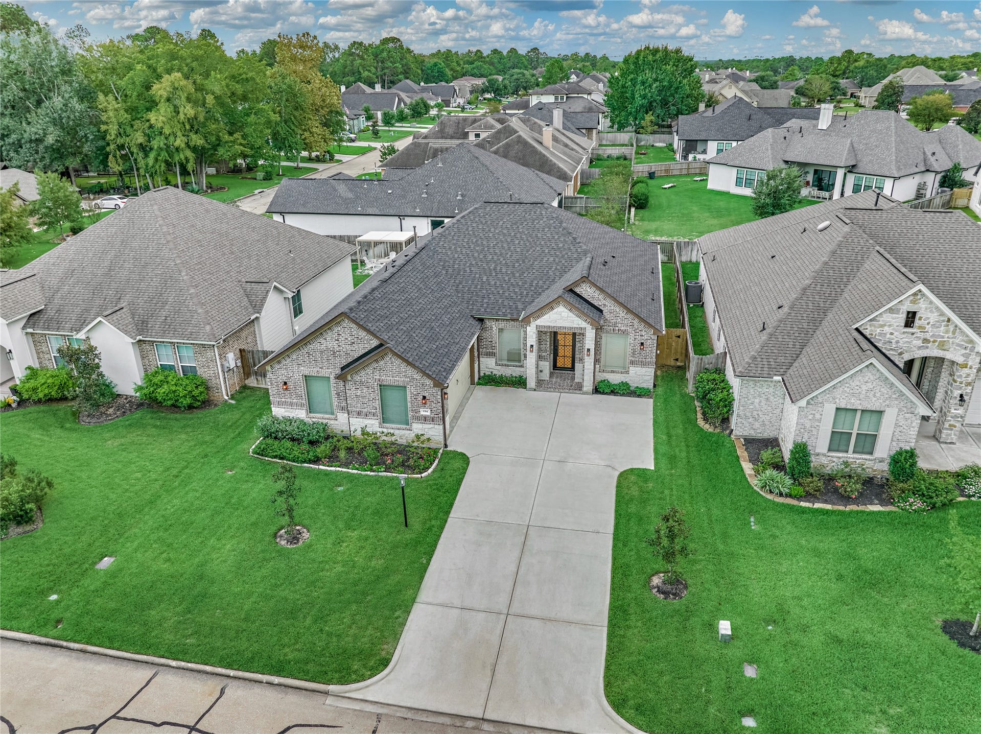 154 Wyndemere Drive, Montgomery, TX 77356 154 Wyndemere Drive, Montgomery, TX 77356