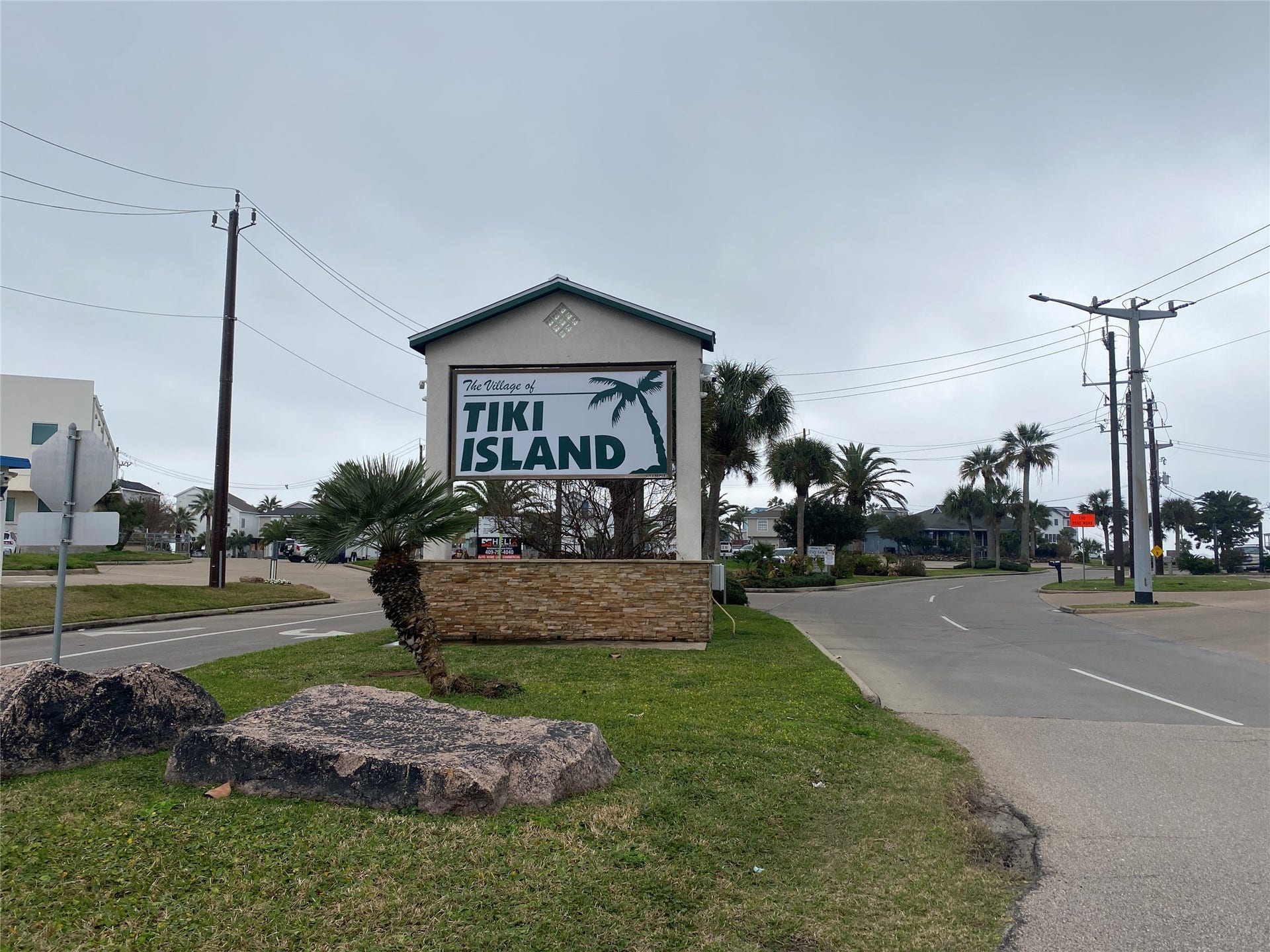 Lot 22 Tiki Drive, Tiki Island, TX 77554 Lot 22 Tiki Drive, Tiki Island, TX 77554