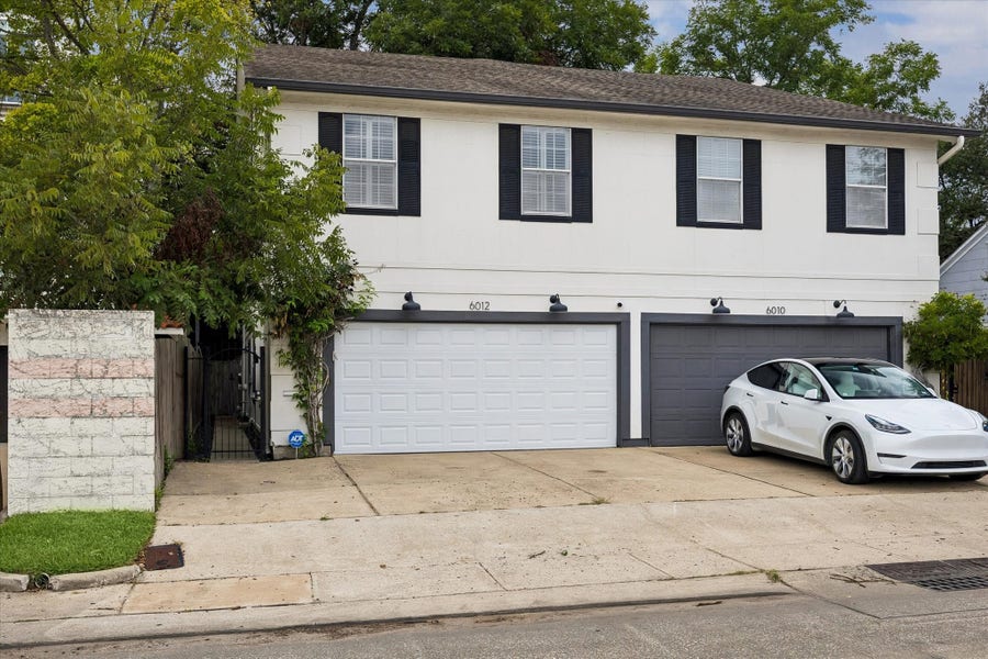 Property photo for 6012 Kirby Drive, West University Place, TX