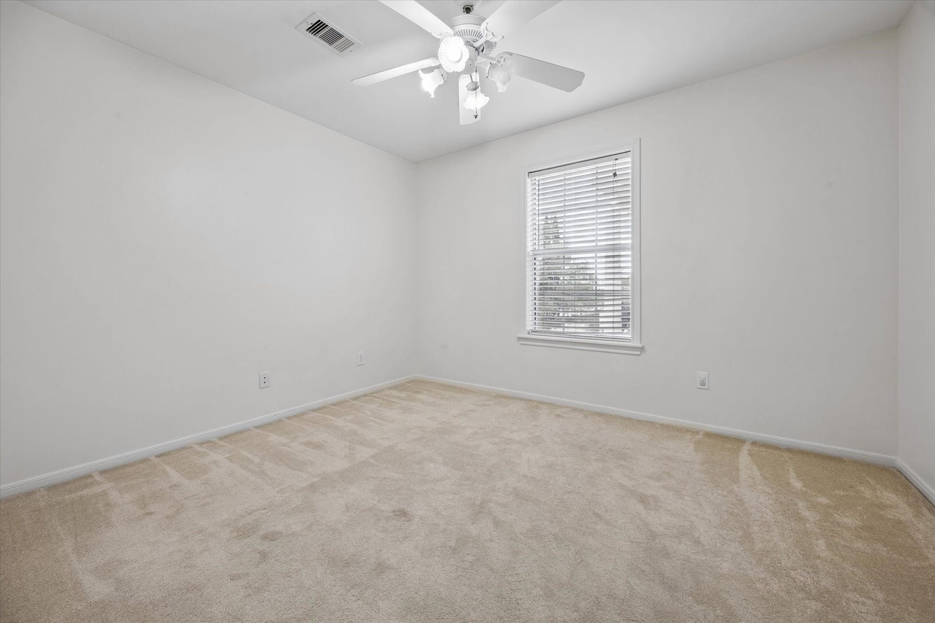 6012 Kirby Drive, West University Place, TX 77005 6012 Kirby Drive, West University Place, TX 77005