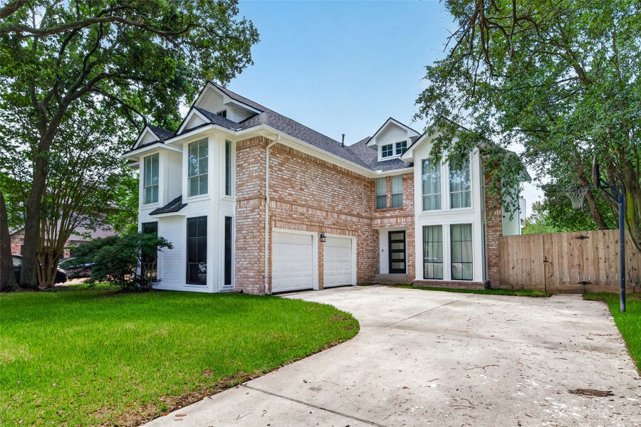 Property photo for 6406 Via Espana Drive, Houston, TX