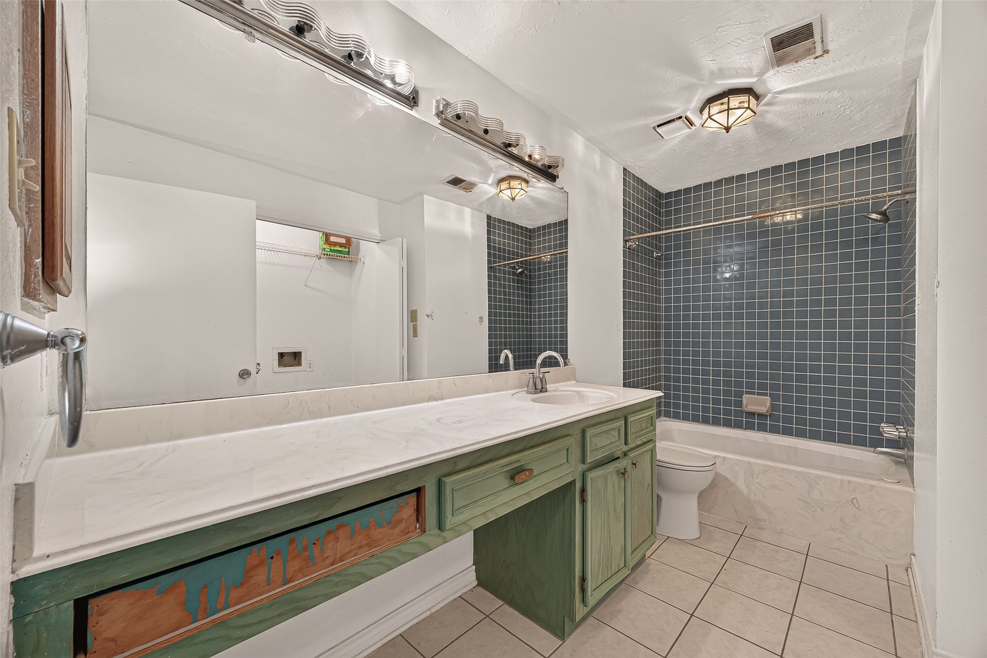 810 Derby Lane, Missouri City, TX 77489 810 Derby Lane, Missouri City, TX 77489