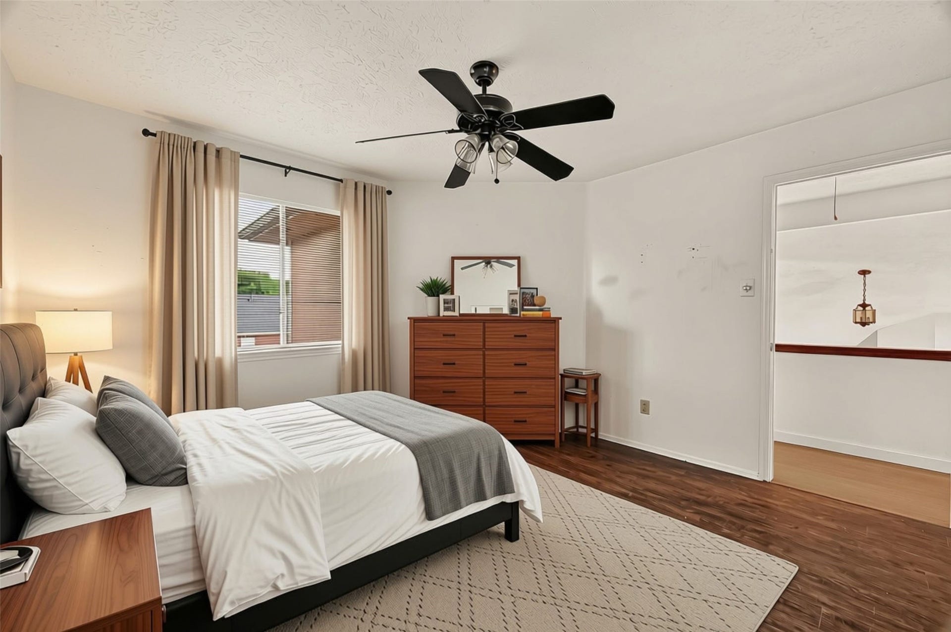 810 Derby Lane, Missouri City, TX 77489 Virtually staged photo