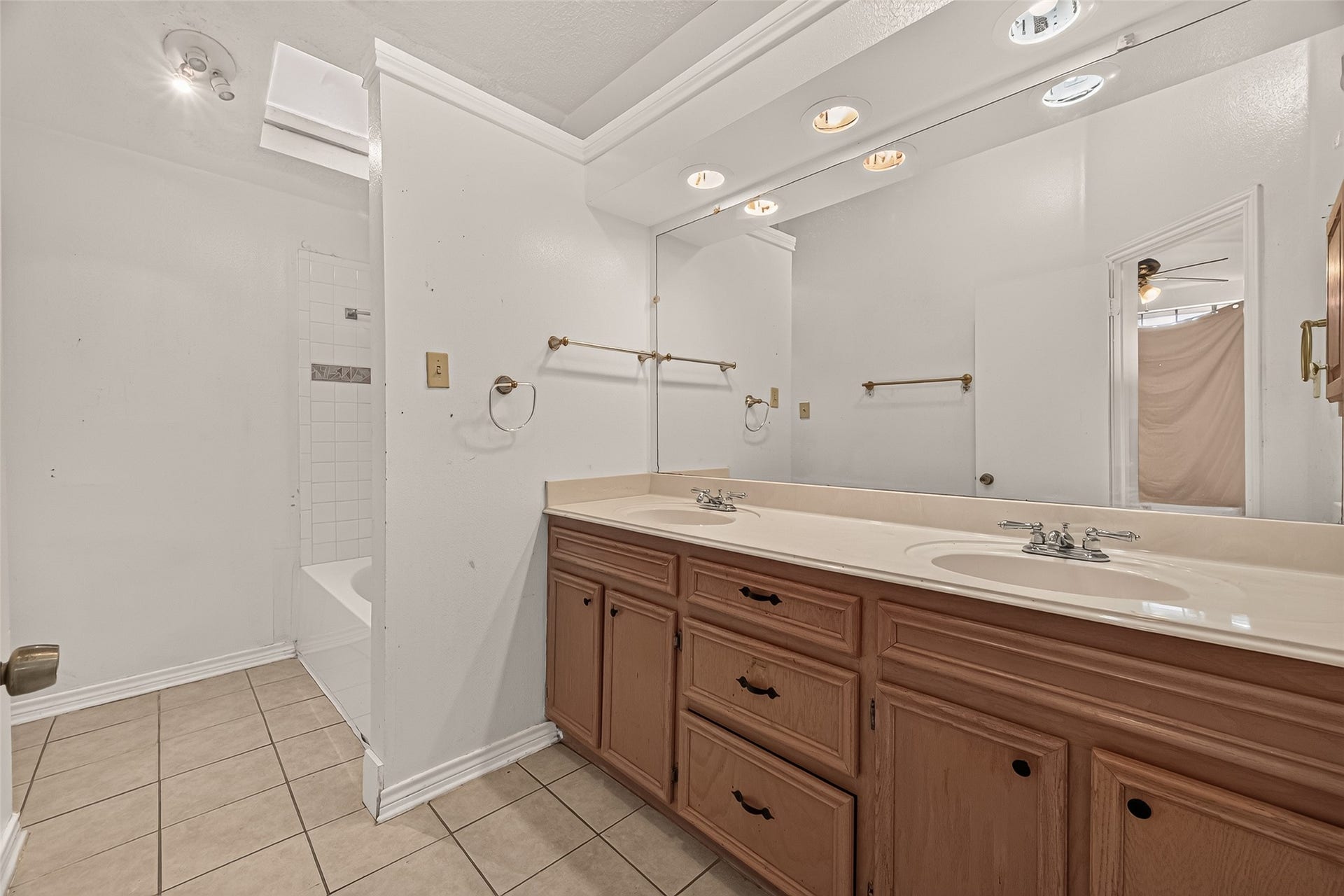 810 Derby Lane, Missouri City, TX 77489 810 Derby Lane, Missouri City, TX 77489