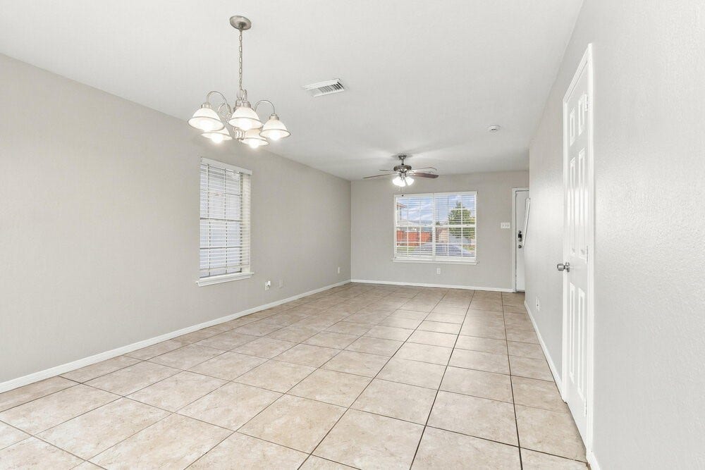 15609 Aiken Lane, Houston, TX 77032 15609 Aiken Lane, Houston, TX 77032