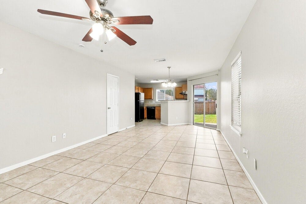 15609 Aiken Lane, Houston, TX 77032 15609 Aiken Lane, Houston, TX 77032