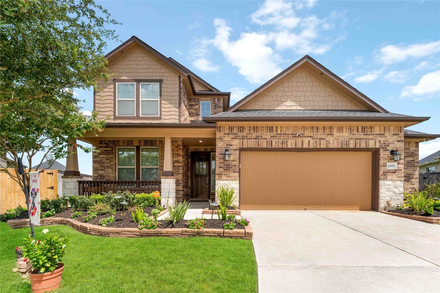 Property photo for 2001 Sadtler Ridge Circle, La Porte, TX