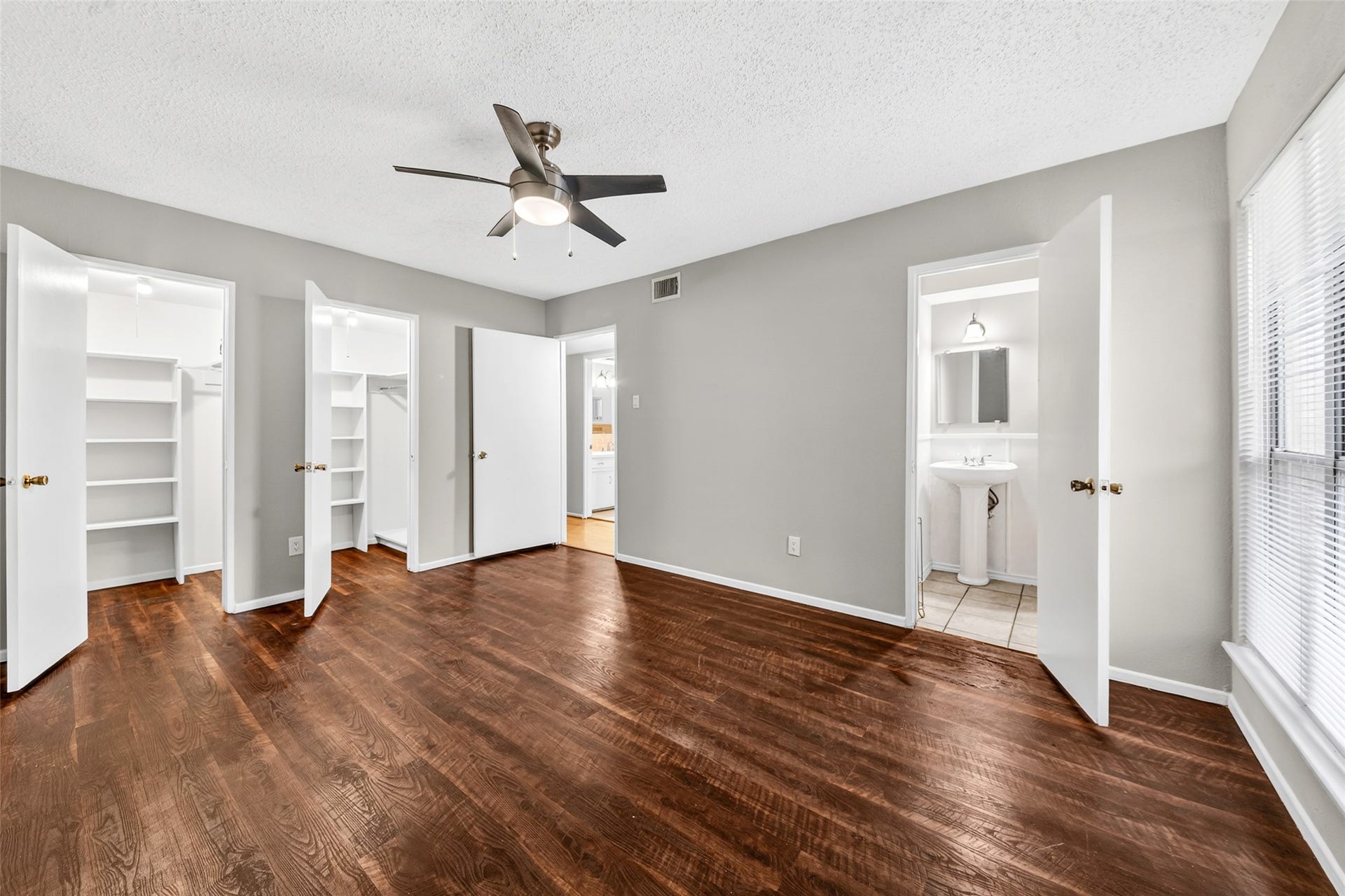7714 Renwick Drive, #23, Houston, TX 77081