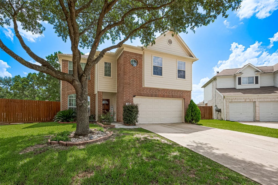 Property photo for 723 Pine Thicket Court, Spring, TX
