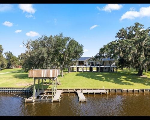 5823 County Road 961, Brazoria, TX 77422 5823 County Road 961, Brazoria, TX 77422