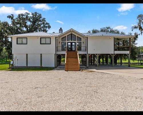 5823 County Road 961, Brazoria, TX 77422 5823 County Road 961, Brazoria, TX 77422
