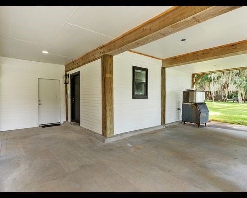 5823 County Road 961, Brazoria, TX 77422 5823 County Road 961, Brazoria, TX 77422