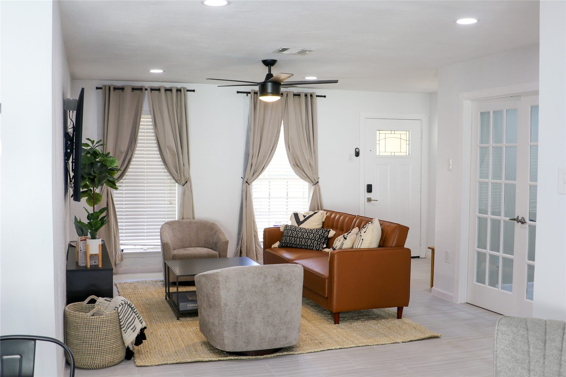3007 Larknolls Ln, Houston, TX 77092 3007 Larknolls Ln, Houston, TX 77092