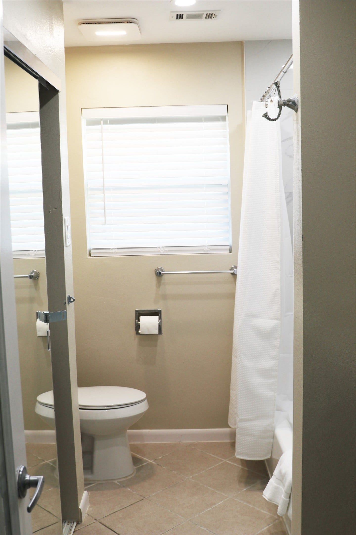3007 Larknolls Ln, Houston, TX 77092 3007 Larknolls Ln, Houston, TX 77092