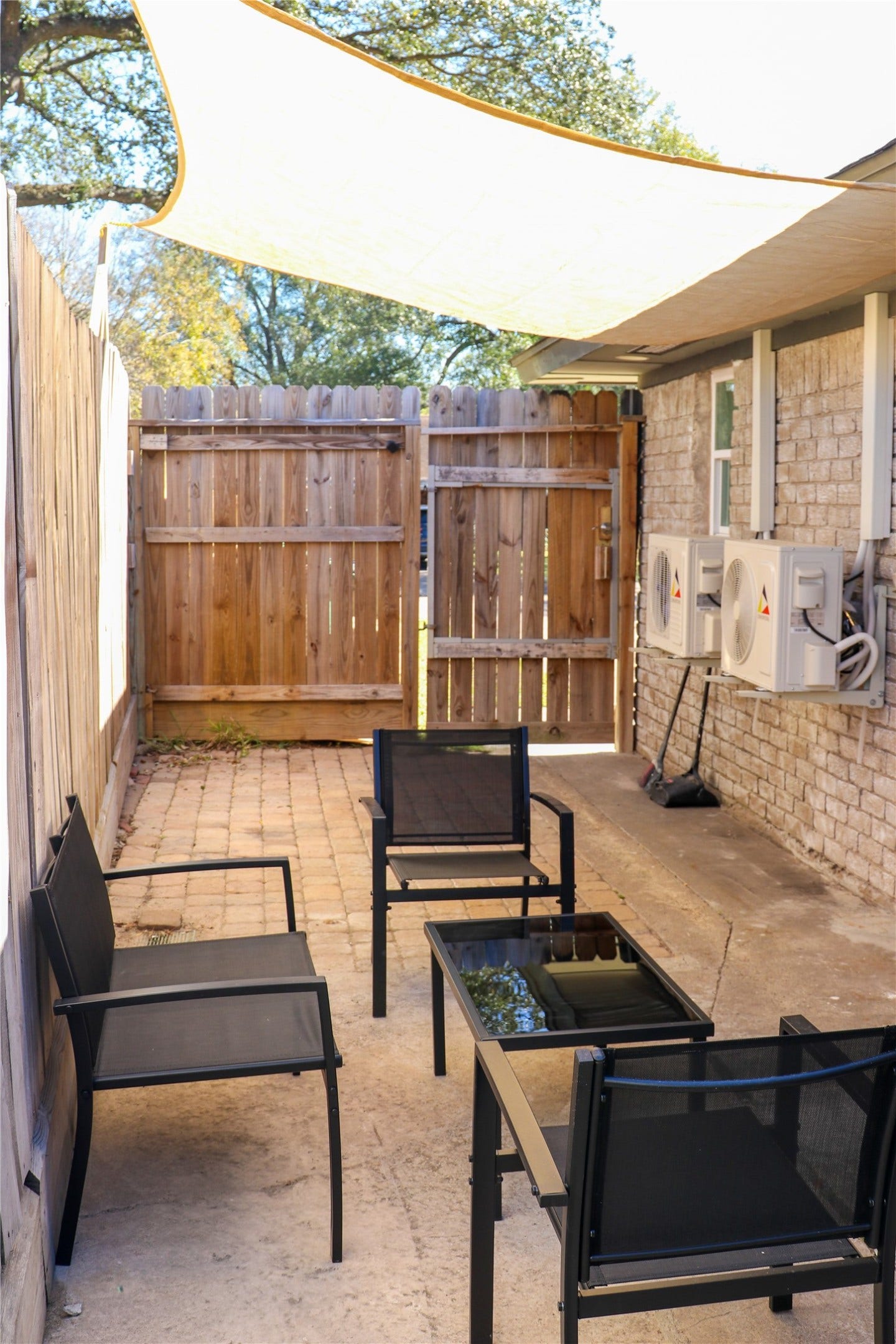 3007 Larknolls Ln, Houston, TX 77092 3007 Larknolls Ln, Houston, TX 77092