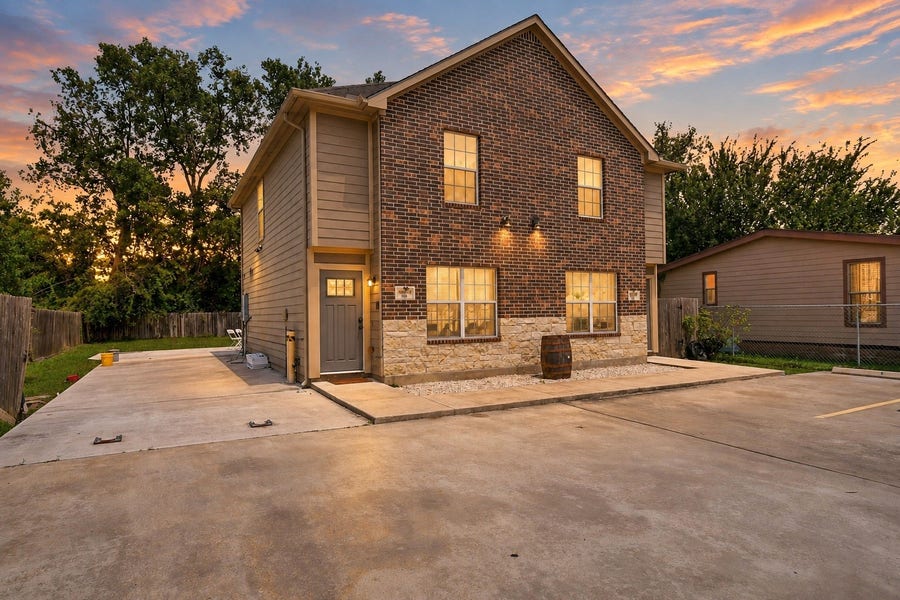 Property photo for 10022 Raymondville Road, #B, Houston, TX