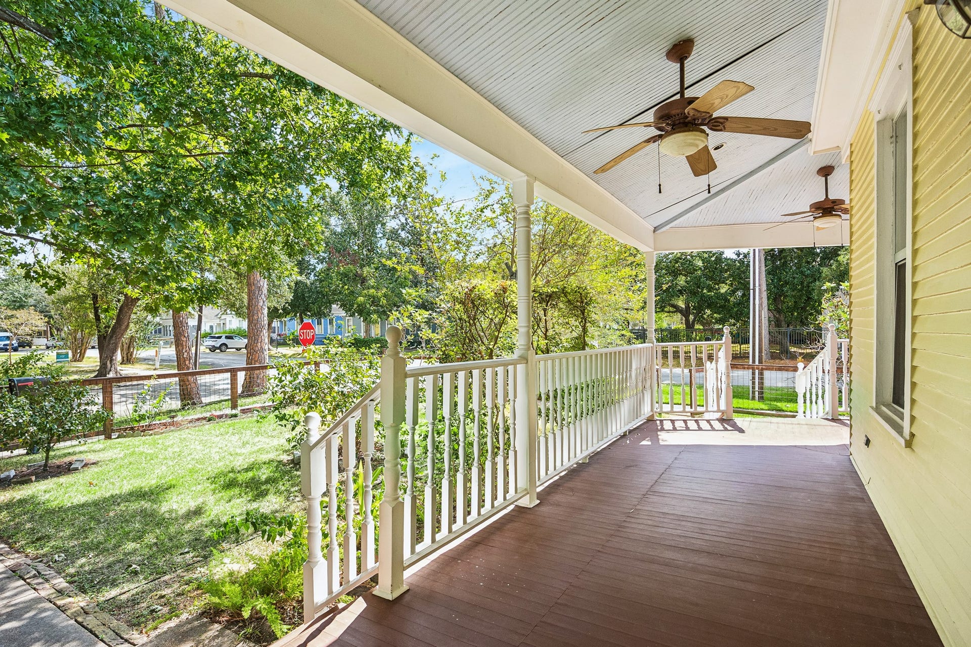 1301 Rutland Street, Houston, TX 77008 1301 Rutland Street, Houston, TX 77008