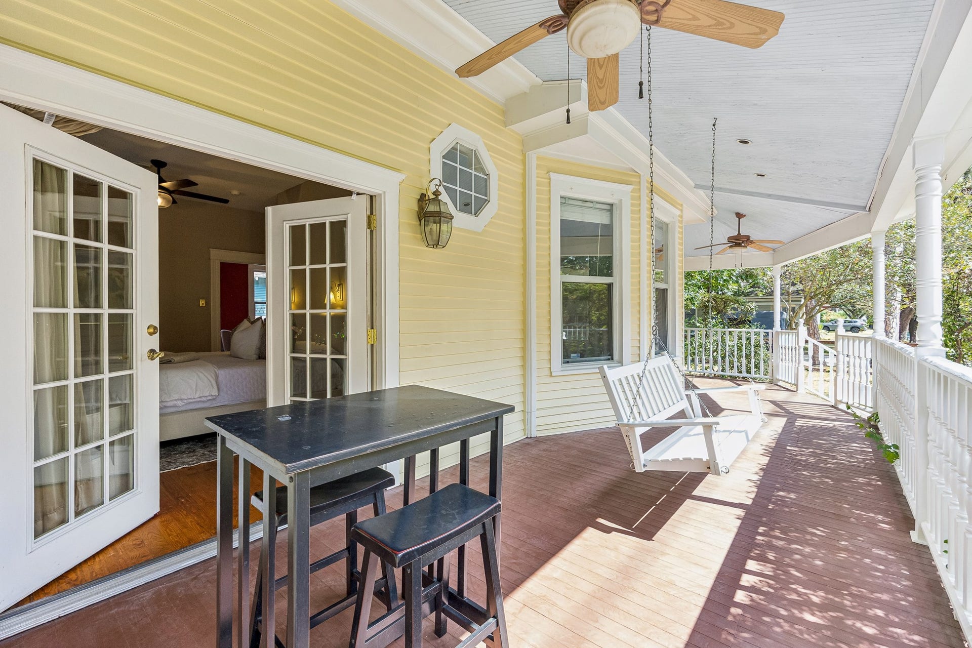 1301 Rutland Street, Houston, TX 77008 1301 Rutland Street, Houston, TX 77008