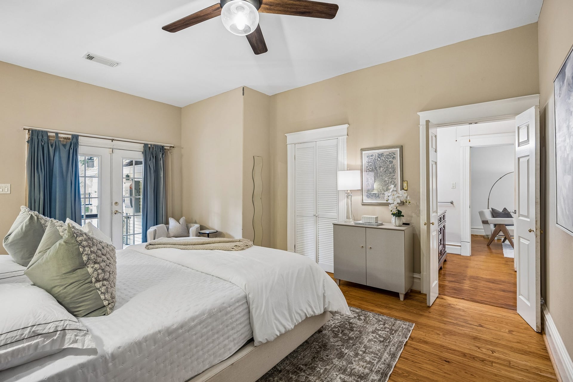 1301 Rutland Street, Houston, TX 77008 1301 Rutland Street, Houston, TX 77008