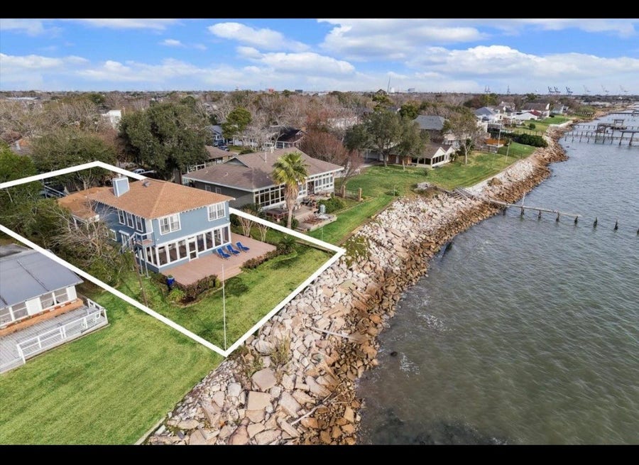Property photo for 232 Garfield Street, La Porte, TX