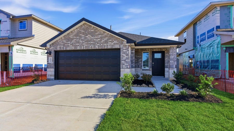 Property photo for 3501 Horseshoe Trail Road, League City, TX