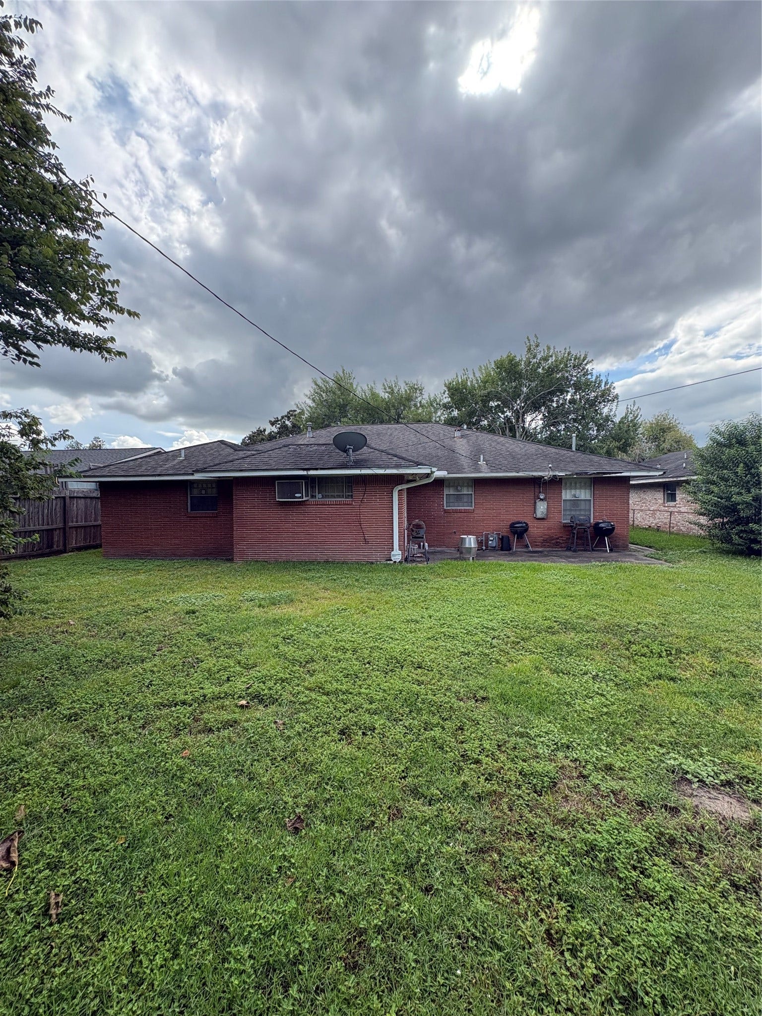 6039 Harbrook Drive, Houston, TX 77087