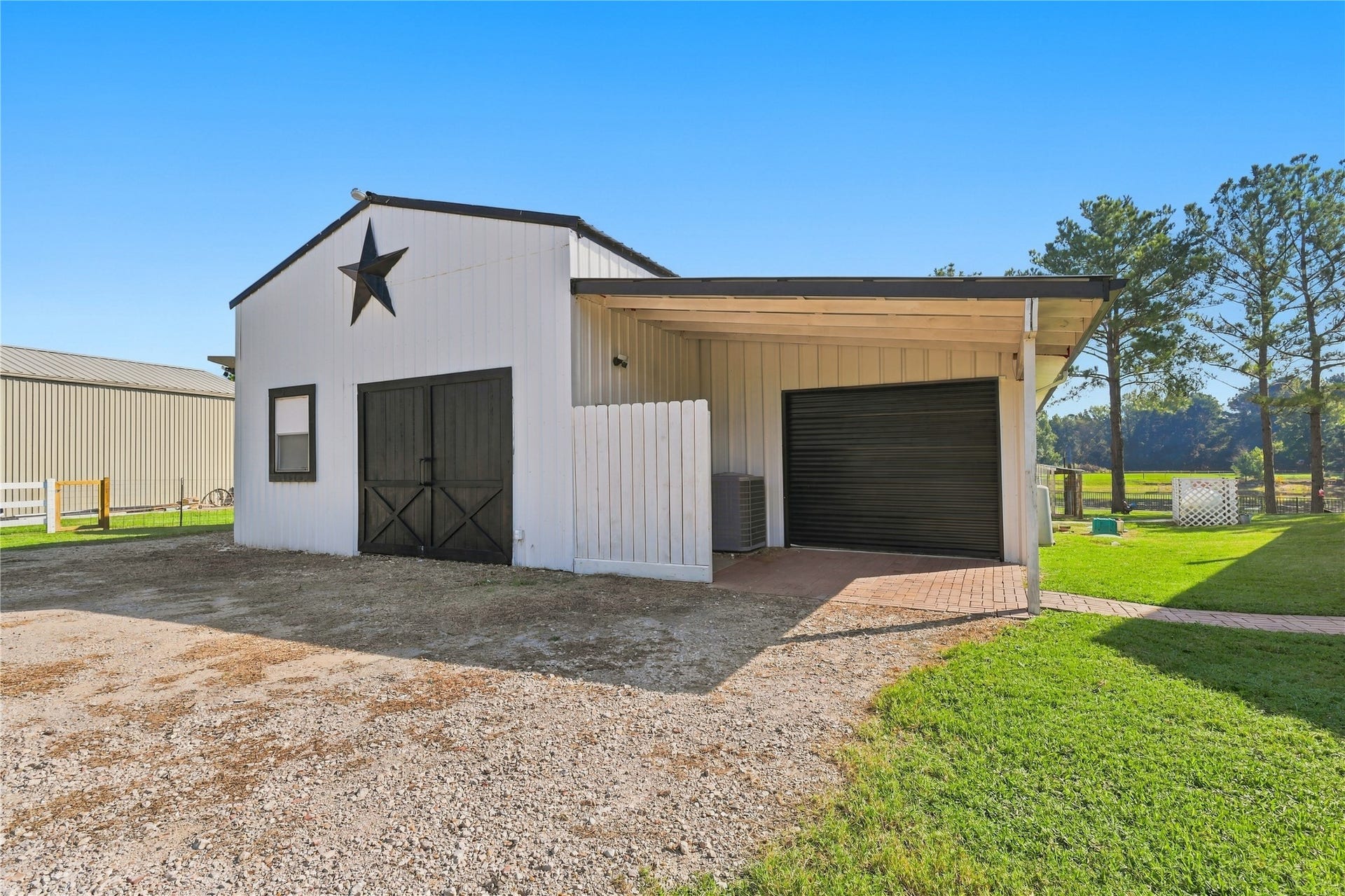 9879 Stone Ranch Boulevard, Montgomery, TX 77316 Guest House