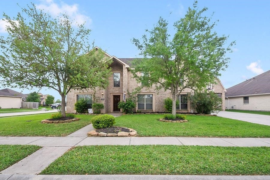 Property photo for 2023 Sedona Drive, League City, TX