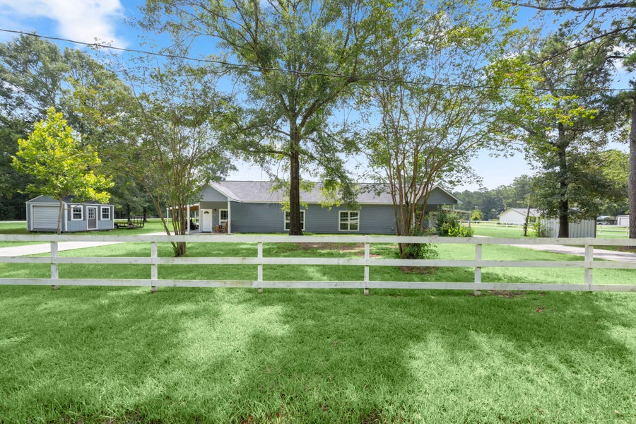 Property photo for 10871 Coaster Lane, Conroe, TX