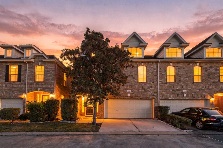 Property photo for 5722 Beverly Hills Walk, Houston, TX