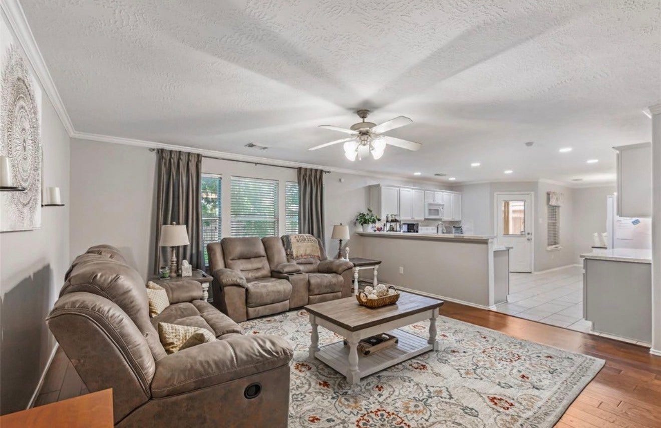 8038 Echinacea Drive, Baytown, TX 77521