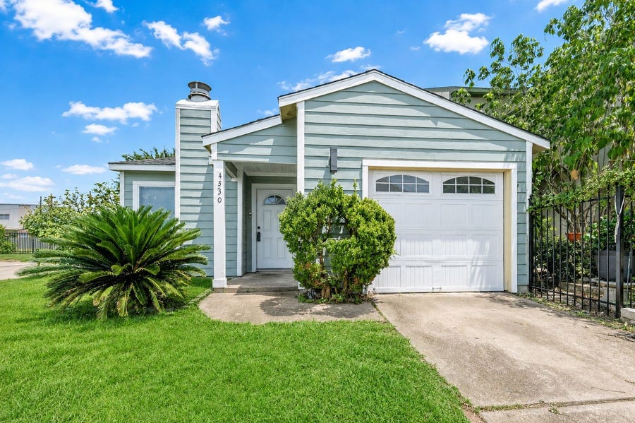 Property photo for 4530 Stanford Court, Houston, TX