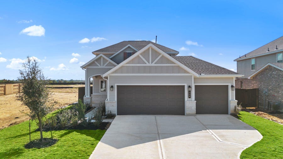 Property photo for 308 Goldeneye Duck Drive, Waller, TX